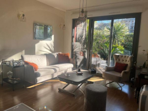 Luxueux appartement 4 personnes - Parking gratuit - 20 min de Paris